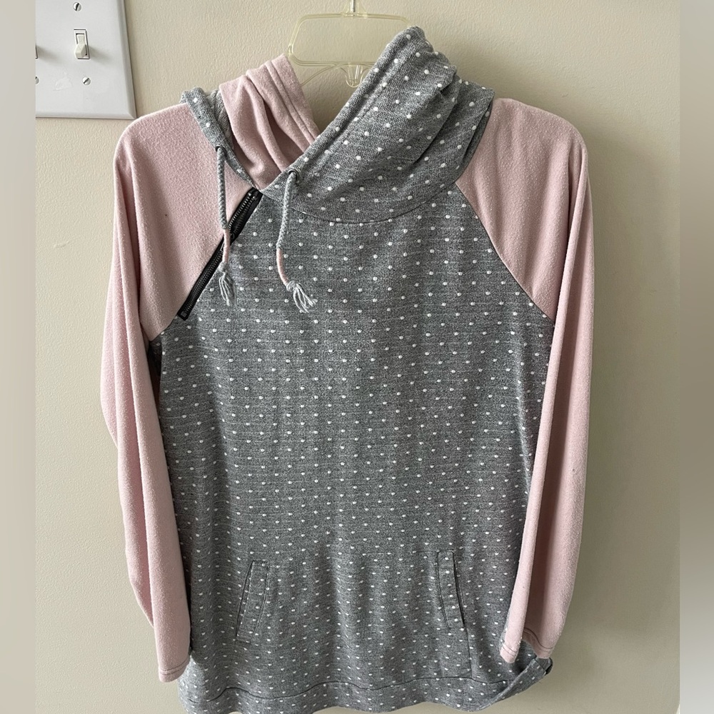 Polka dot sweatshirt